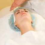 Facial cryogenic massage Facial cryogenic massage